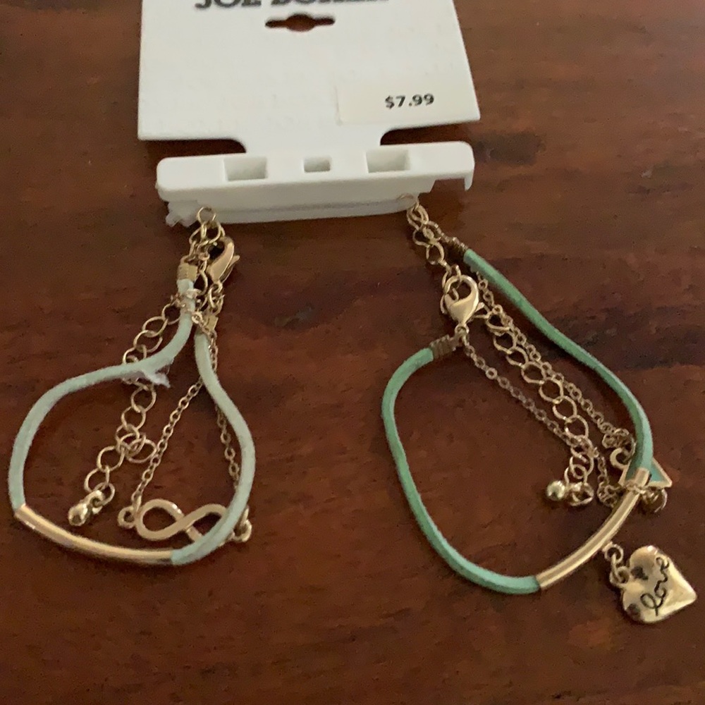 Women’s bracelet with charms